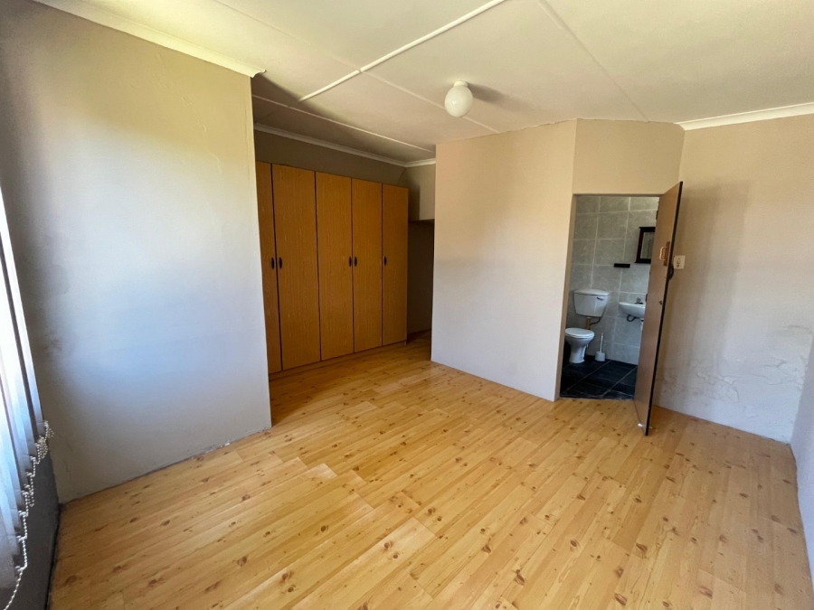 3 Bedroom Property for Sale in Greenfields Eastern Cape